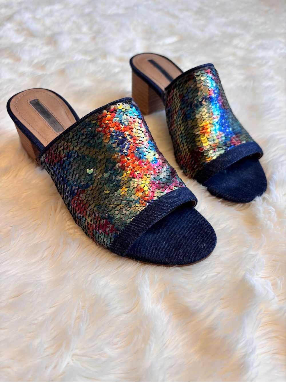 Tahari Fern Multicolor Rainbow Sequin Blue Denim Slide Heels Womens 6.5